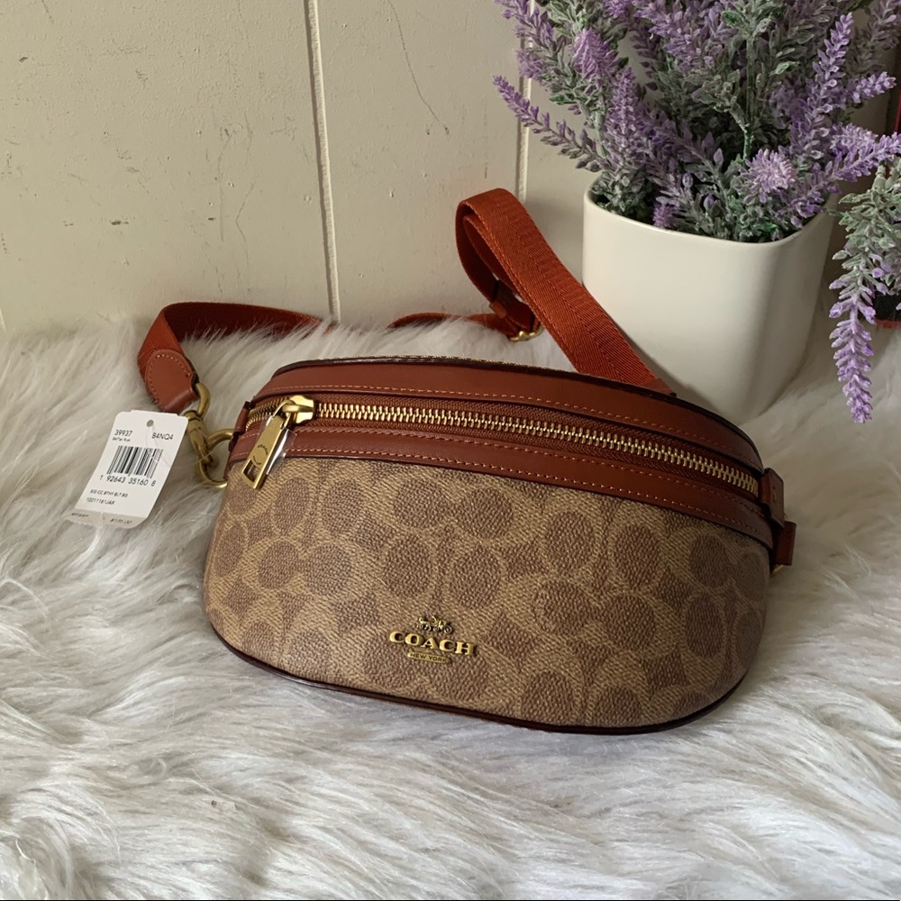 Coach Belt Bag in Signature Canvas